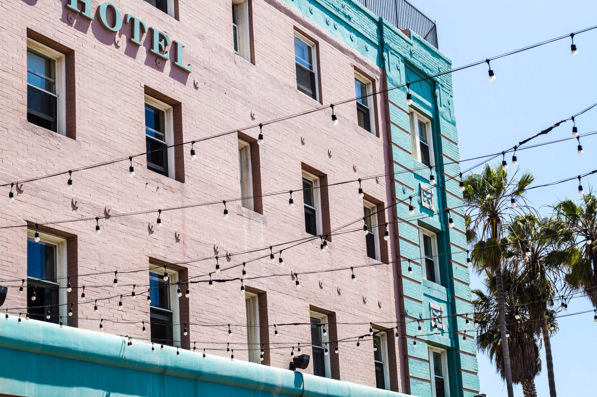Miami as a hub — the full picture in plain language