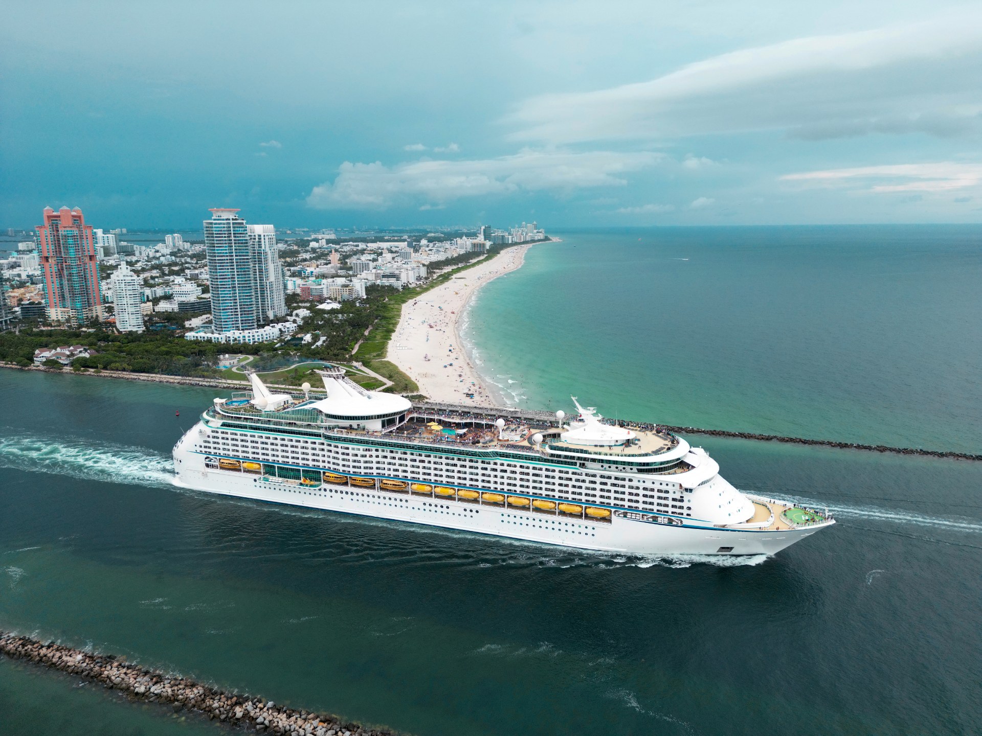 Is the Port of Miami the Best Cruise Hub? Full Review