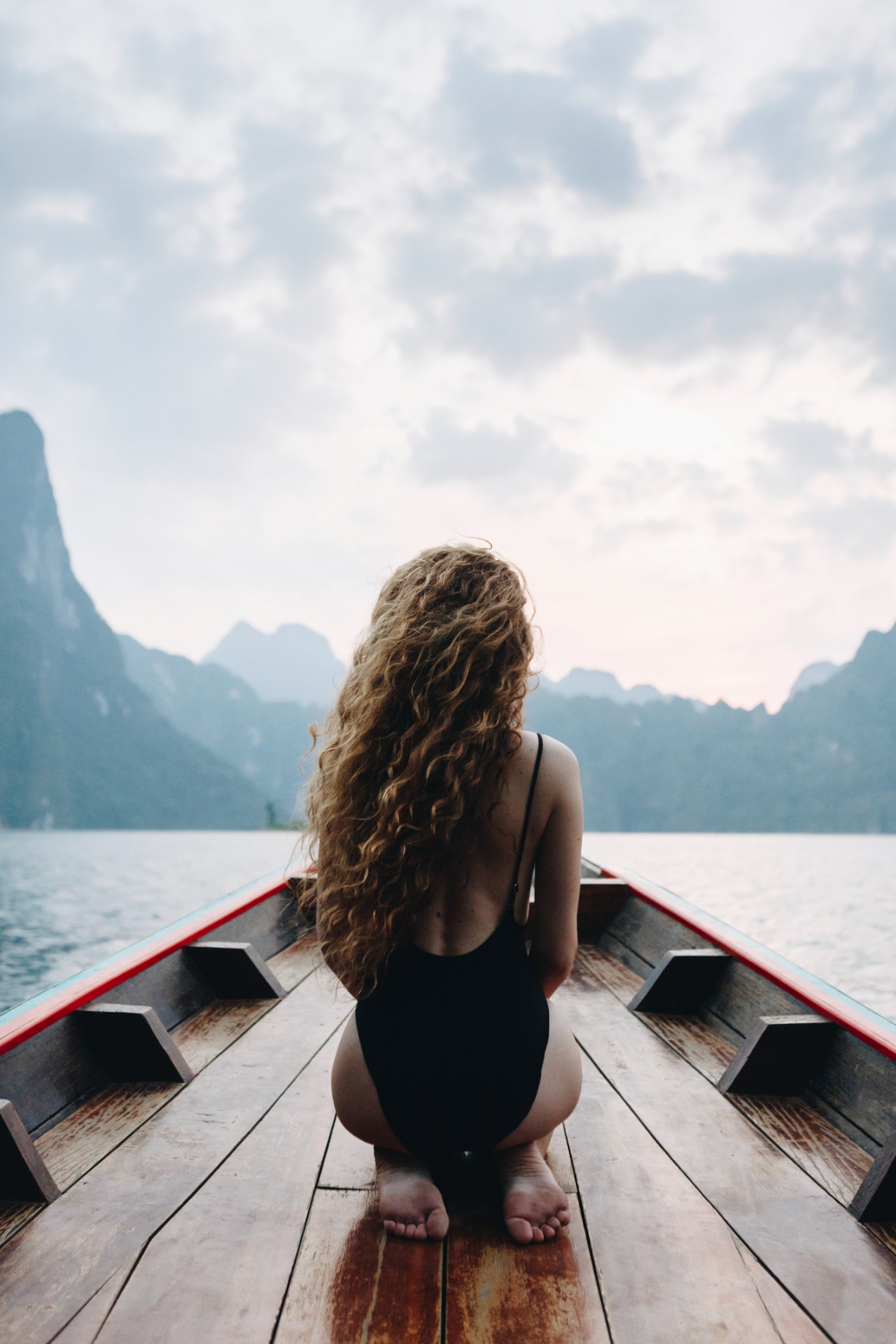 The Honest Hook — Why “Solo Cruise” Sounds Brave and Scary at Once