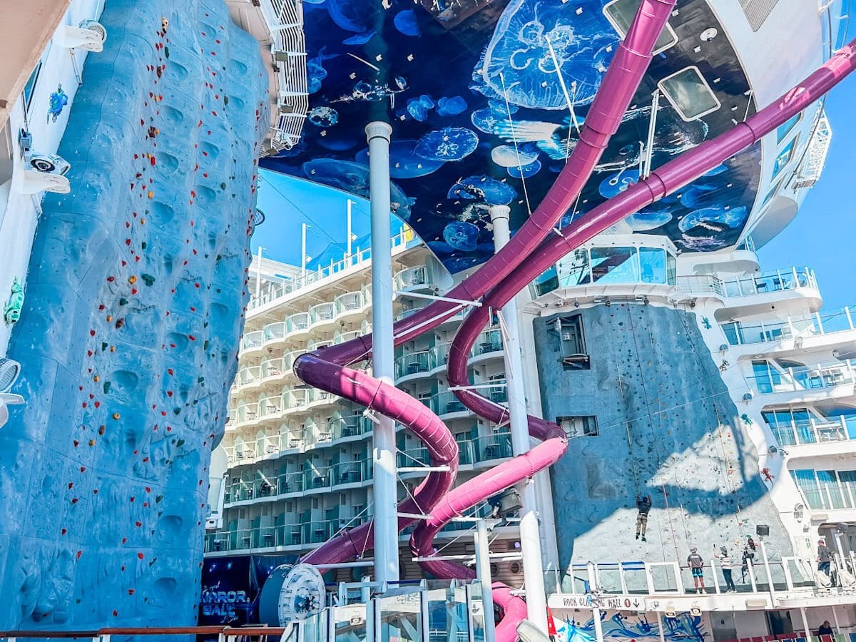 Deep Dive — Neighborhoods, Thrill Rides, and Quiet Corners