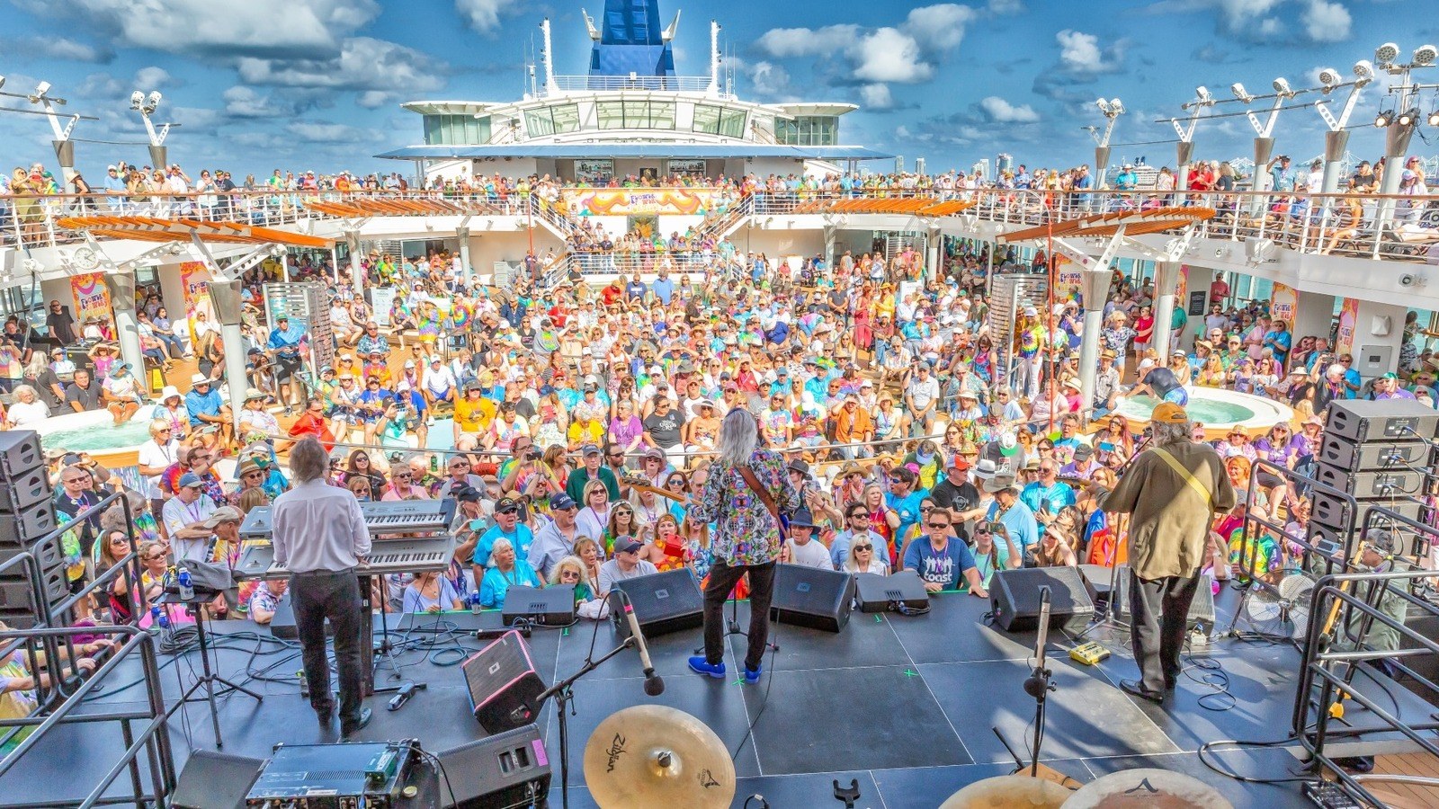 Sea Day vs. Port Day Entertainment
