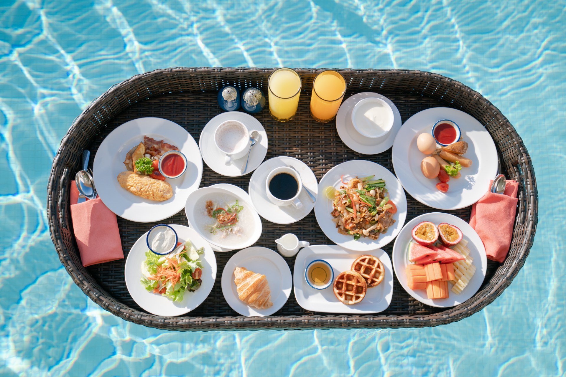 Cruise Ship Food: What to Expect (And How to Eat Well)