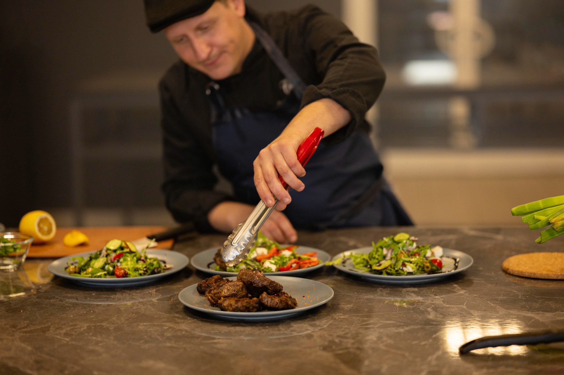 Specialty Restaurants and the Border of “Unlimited”