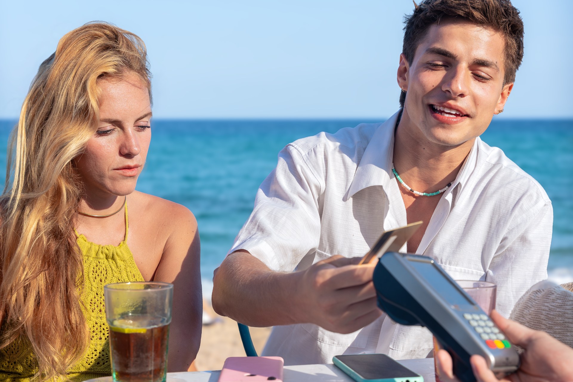 Port-day cash and card traps
