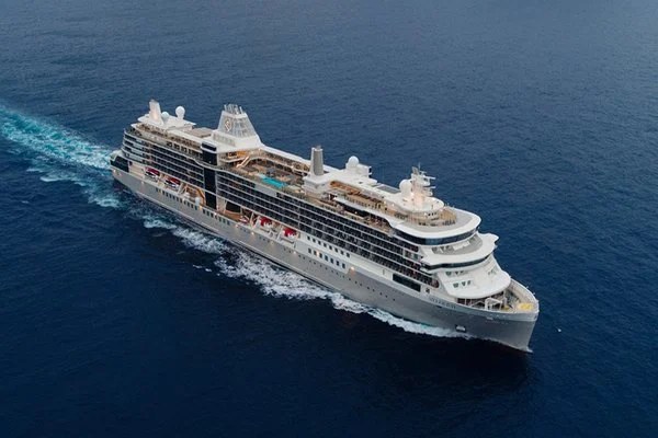 Regent, Silversea, Seabourn: All-Inclusive Framing and Suite Tiers